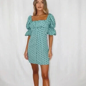 MISSGUIDED SAGE POLKA DOT PUFF SLEEVE SKATER DRESS SIZE 4